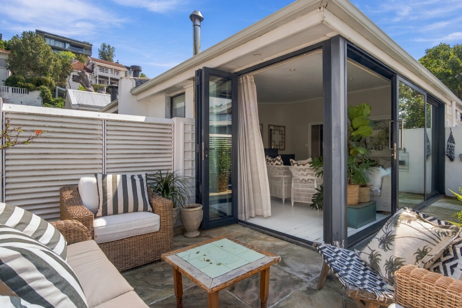 3 Bedroom Property for Sale in Tamboerskloof Western Cape